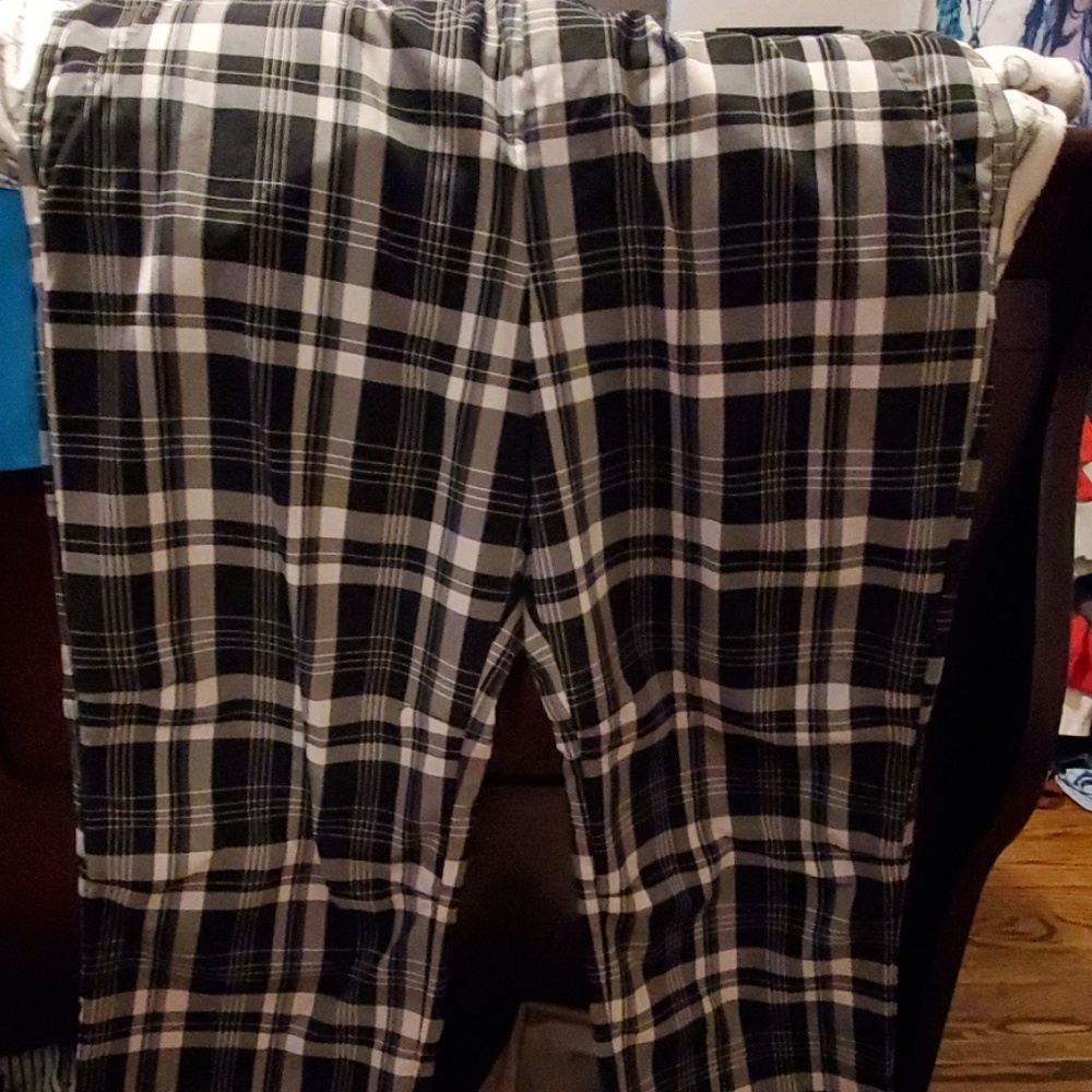 Izod golf pants